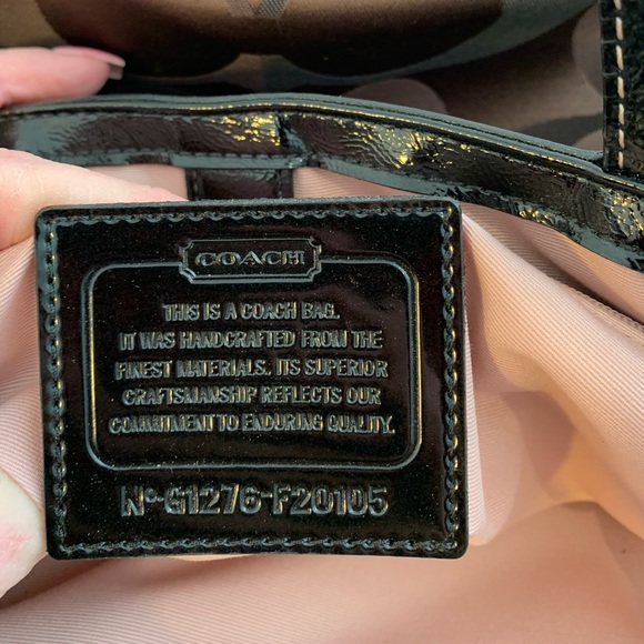 Coach Shoulder Bag Brownish Blush Lining Gold Middle Clasp Numerous Pockets - Picture 7 of 11